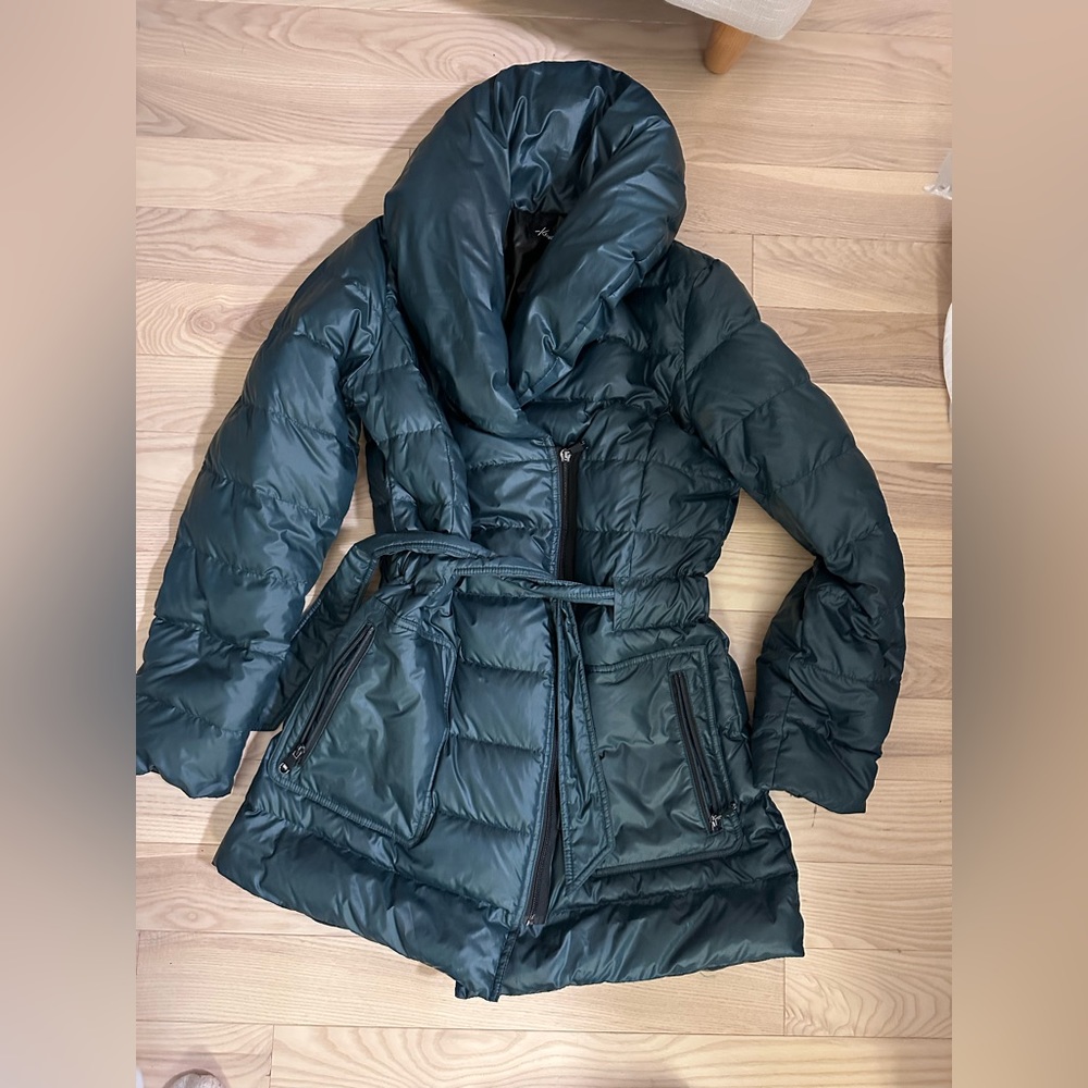 Kenneth Cole down puffer tie jacket